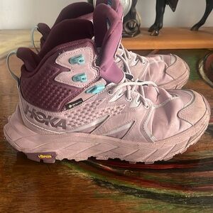 Hoka One One Anacapa Mid